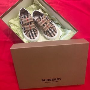 Burberry Sneakers